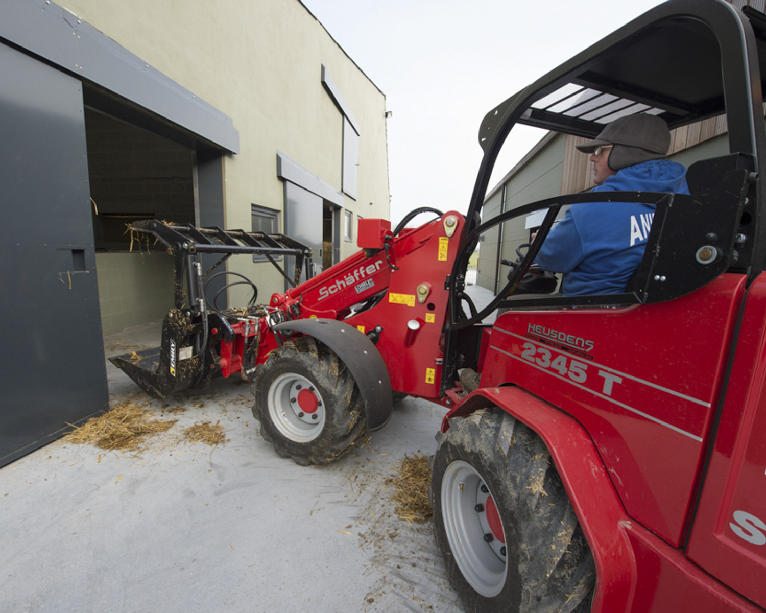 Tracteur et matériel agricole
